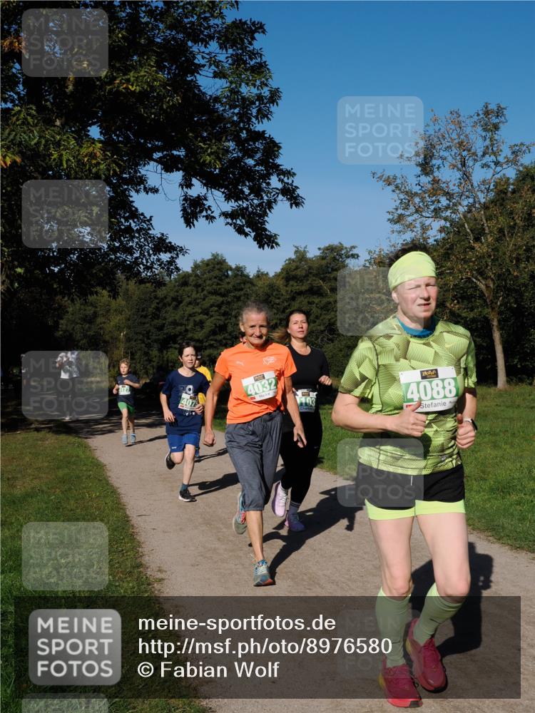 28.09.2025 - 33. Volkslauf durch das schöne Alstertal Fabian Wolf http://msf.ph/oto/8976580 28.09.2025 10:40:19 Laufen 4032, 103, 4088 meine-sportfotos.de