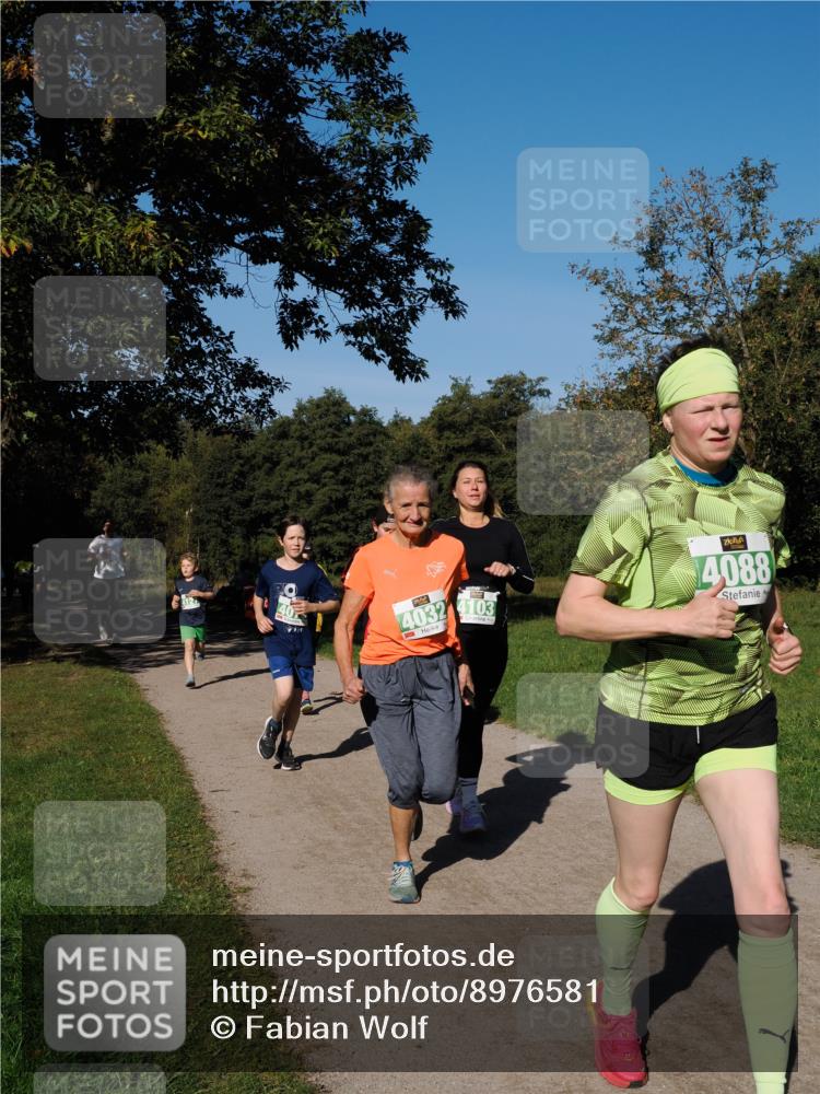 28.09.2025 - 33. Volkslauf durch das schöne Alstertal Fabian Wolf http://msf.ph/oto/8976581 28.09.2025 10:40:19 Laufen 4127, 4032, 4103, 4088 meine-sportfotos.de