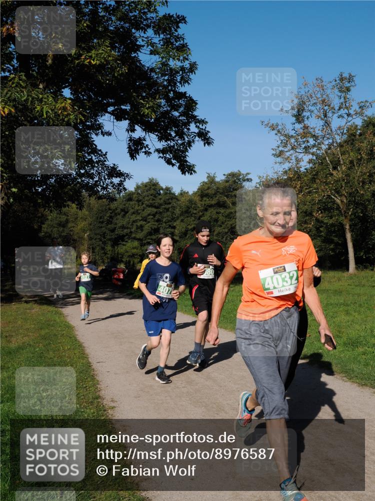 28.09.2025 - 33. Volkslauf durch das schöne Alstertal Fabian Wolf http://msf.ph/oto/8976587 28.09.2025 10:40:19 Laufen 4127, 407, 4032 meine-sportfotos.de
