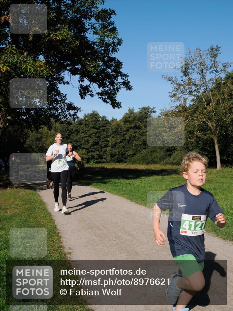 28.09.2025 - 33. Volkslauf durch das schöne Alstertal Fabian Wolf http://msf.ph/oto/8976621 28.09.2025 10:40:22 Laufen 4105, 4127 meine-sportfotos.de