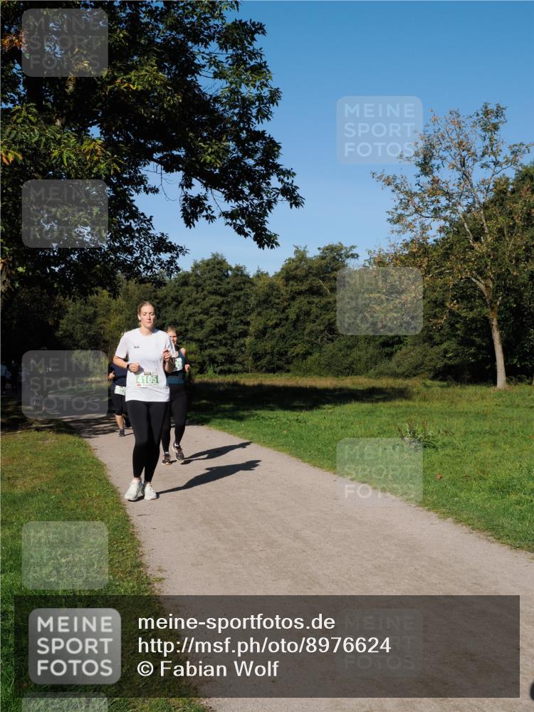 28.09.2025 - 33. Volkslauf durch das schöne Alstertal Fabian Wolf http://msf.ph/oto/8976624 28.09.2025 10:40:23 Laufen 4105 meine-sportfotos.de