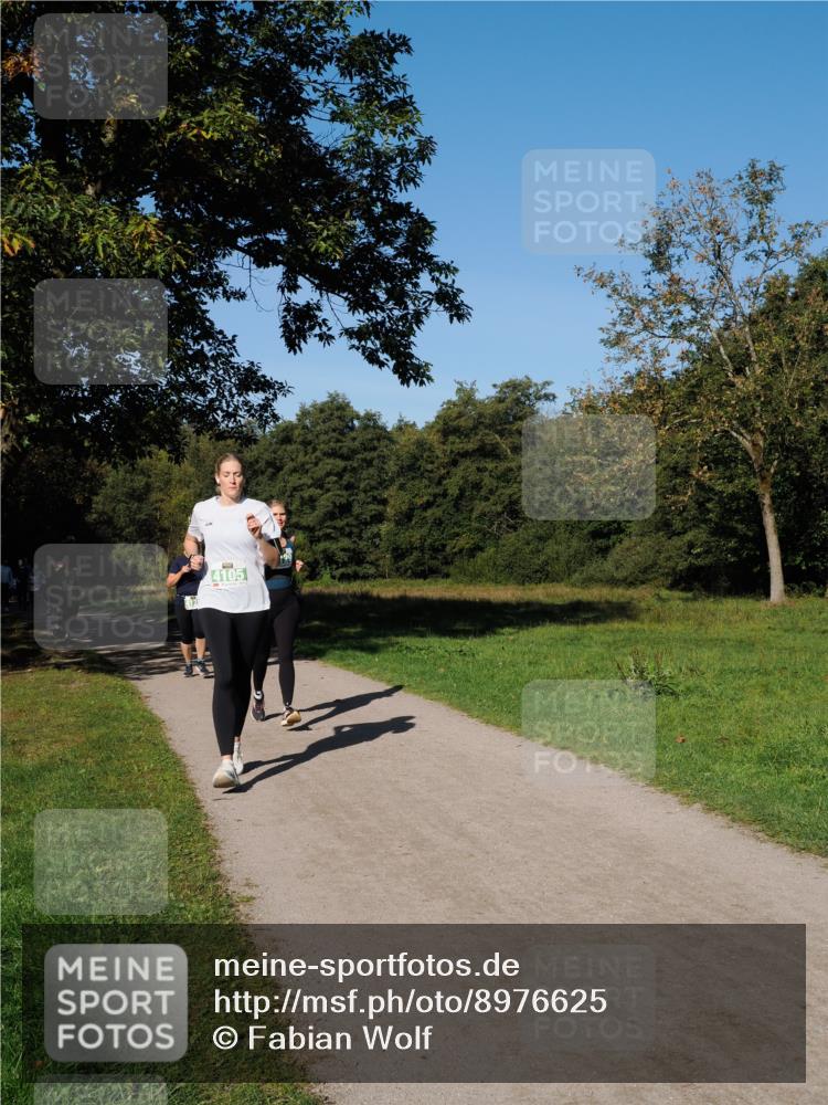 28.09.2025 - 33. Volkslauf durch das schöne Alstertal Fabian Wolf http://msf.ph/oto/8976625 28.09.2025 10:40:23 Laufen 4105 meine-sportfotos.de