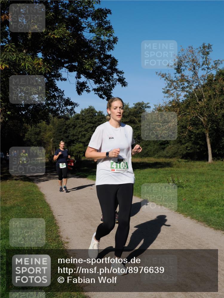 28.09.2025 - 33. Volkslauf durch das schöne Alstertal Fabian Wolf http://msf.ph/oto/8976639 28.09.2025 10:40:24 Laufen 4123, 4105 meine-sportfotos.de