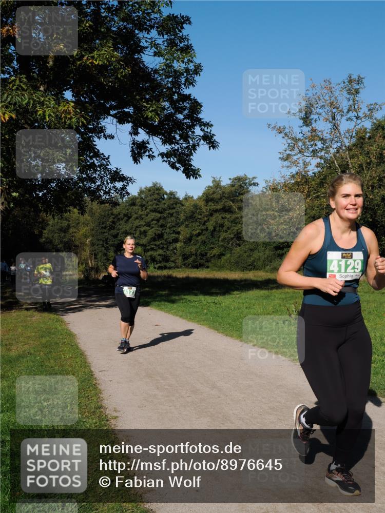 28.09.2025 - 33. Volkslauf durch das schöne Alstertal Fabian Wolf http://msf.ph/oto/8976645 28.09.2025 10:40:25 Laufen 4129 meine-sportfotos.de