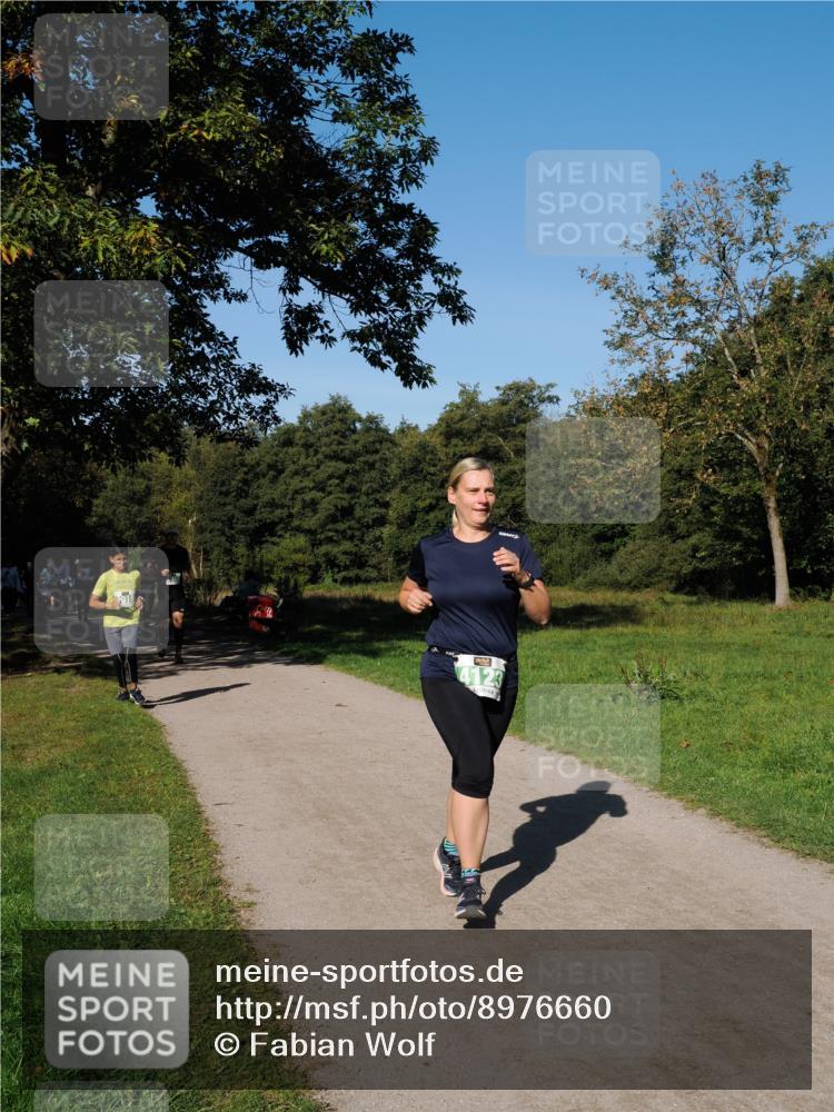 28.09.2025 - 33. Volkslauf durch das schöne Alstertal Fabian Wolf http://msf.ph/oto/8976660 28.09.2025 10:40:27 Laufen 4123 meine-sportfotos.de