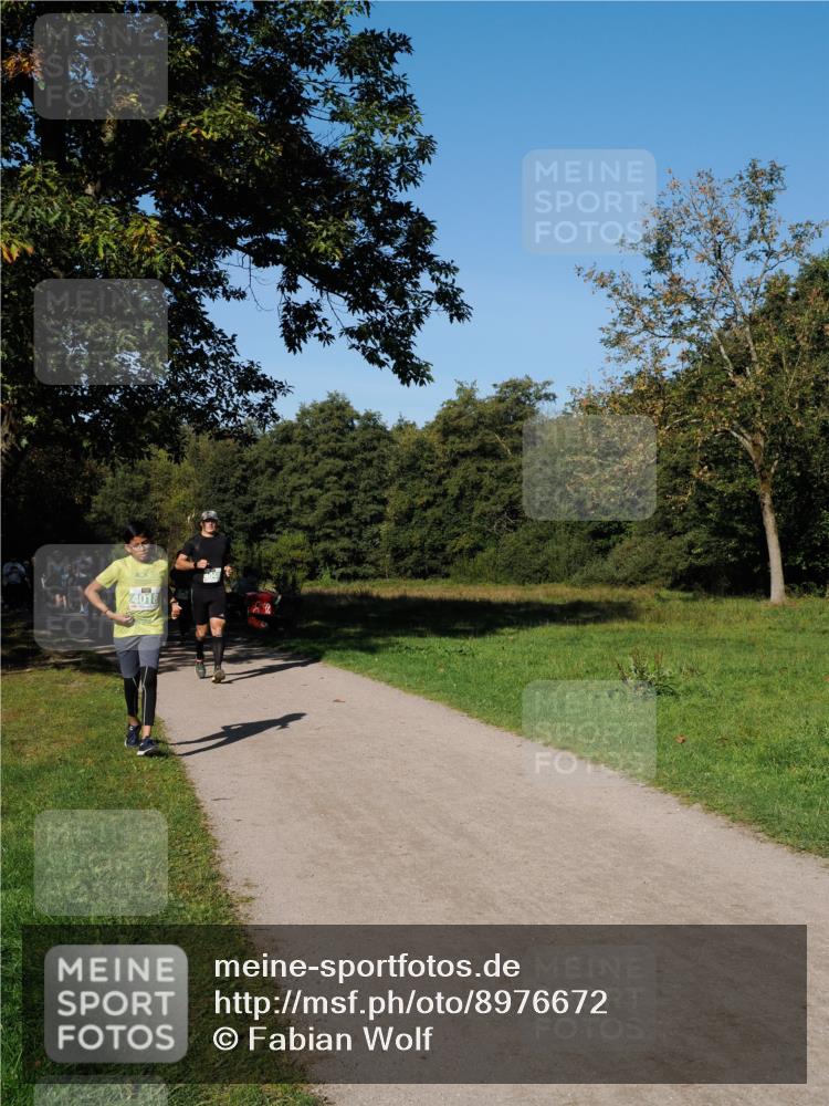 28.09.2025 - 33. Volkslauf durch das schöne Alstertal Fabian Wolf http://msf.ph/oto/8976672 28.09.2025 10:40:28 Laufen 4018 meine-sportfotos.de