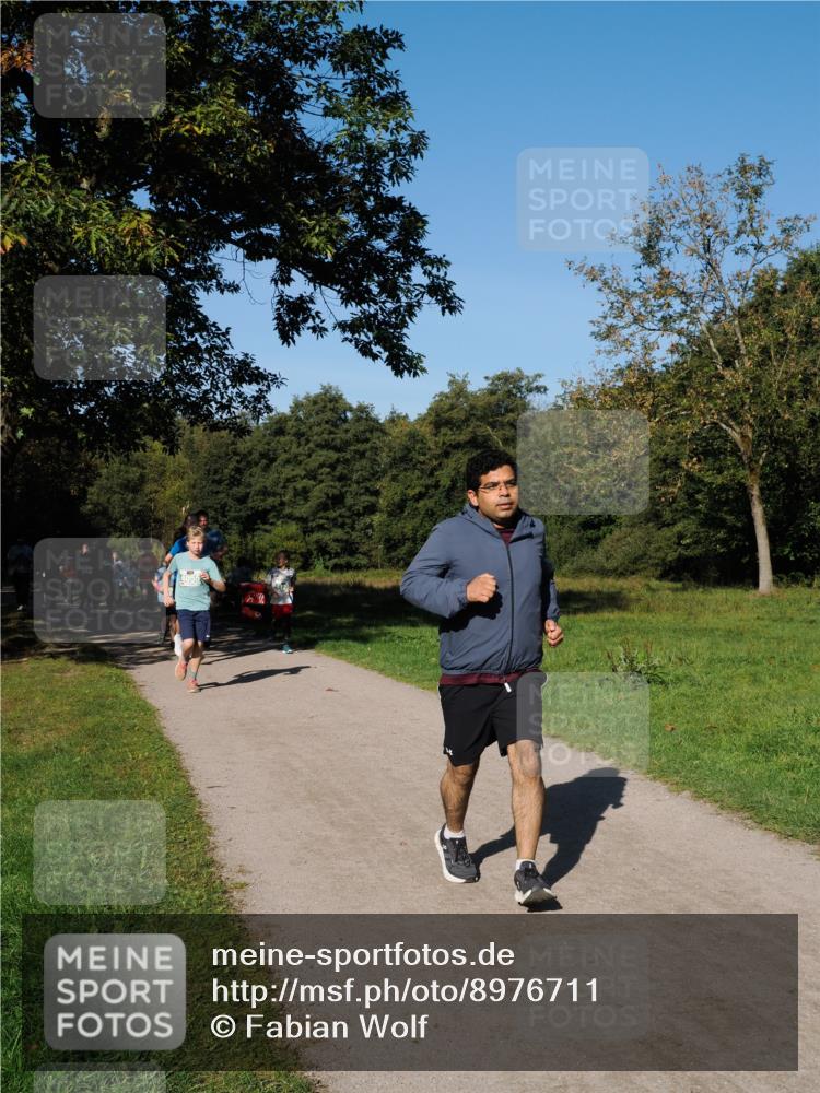 28.09.2025 - 33. Volkslauf durch das schöne Alstertal Fabian Wolf http://msf.ph/oto/8976711 28.09.2025 10:40:36 Laufen  meine-sportfotos.de