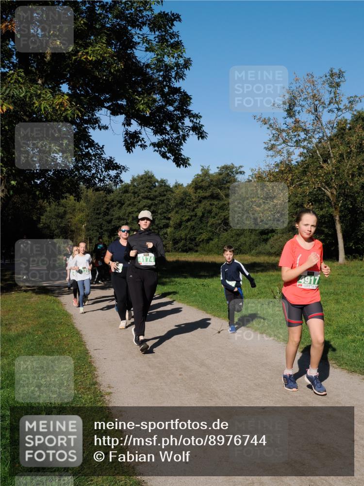 28.09.2025 - 33. Volkslauf durch das schöne Alstertal Fabian Wolf http://msf.ph/oto/8976744 28.09.2025 10:40:44 Laufen  meine-sportfotos.de