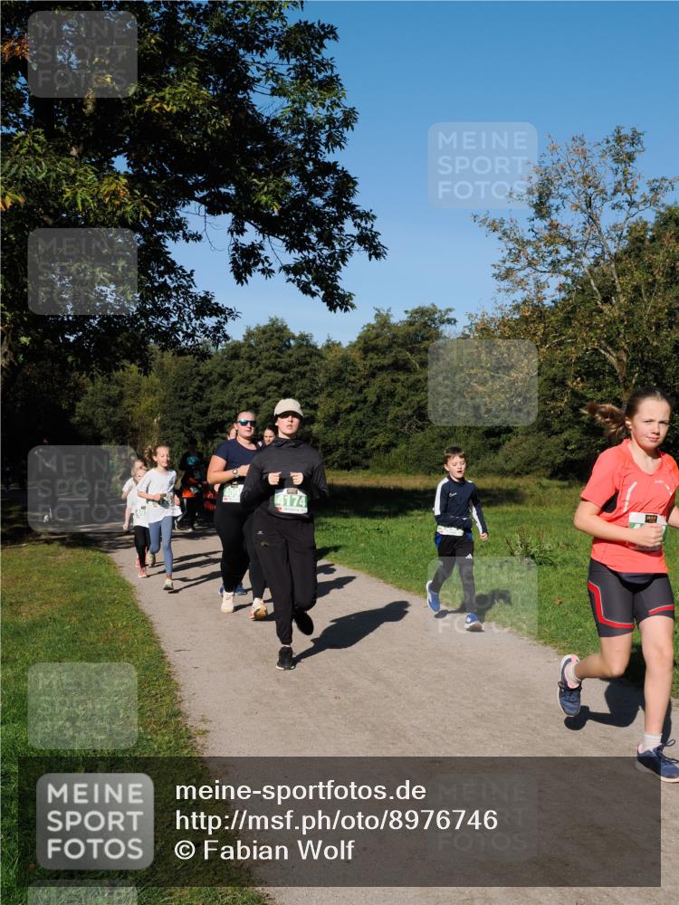 28.09.2025 - 33. Volkslauf durch das schöne Alstertal Fabian Wolf http://msf.ph/oto/8976746 28.09.2025 10:40:45 Laufen 4174 meine-sportfotos.de