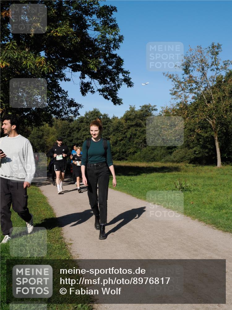 28.09.2025 - 33. Volkslauf durch das schöne Alstertal Fabian Wolf http://msf.ph/oto/8976817 28.09.2025 10:41:01 Laufen  meine-sportfotos.de