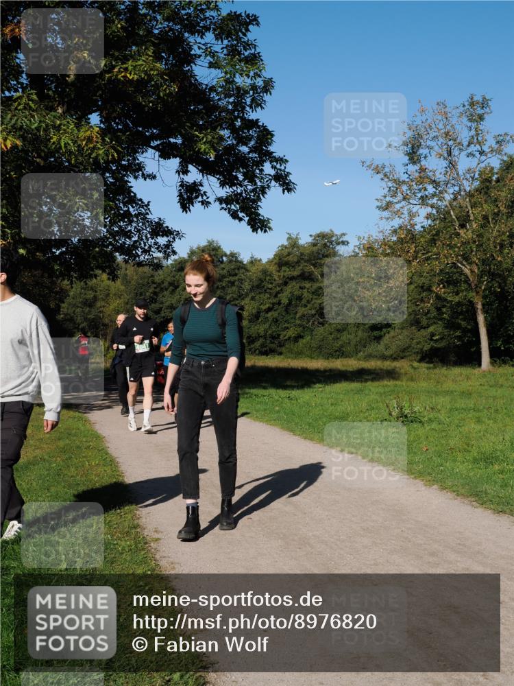 28.09.2025 - 33. Volkslauf durch das schöne Alstertal Fabian Wolf http://msf.ph/oto/8976820 28.09.2025 10:41:01 Laufen  meine-sportfotos.de