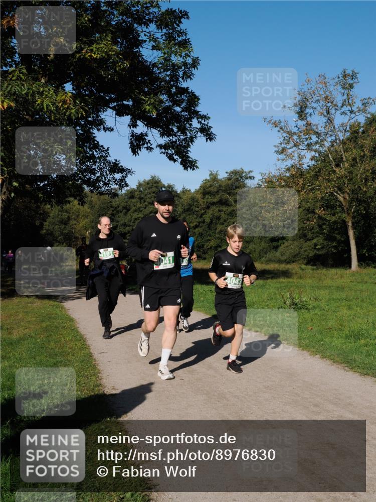 28.09.2025 - 33. Volkslauf durch das schöne Alstertal Fabian Wolf http://msf.ph/oto/8976830 28.09.2025 10:41:04 Laufen 4101, 4043 meine-sportfotos.de