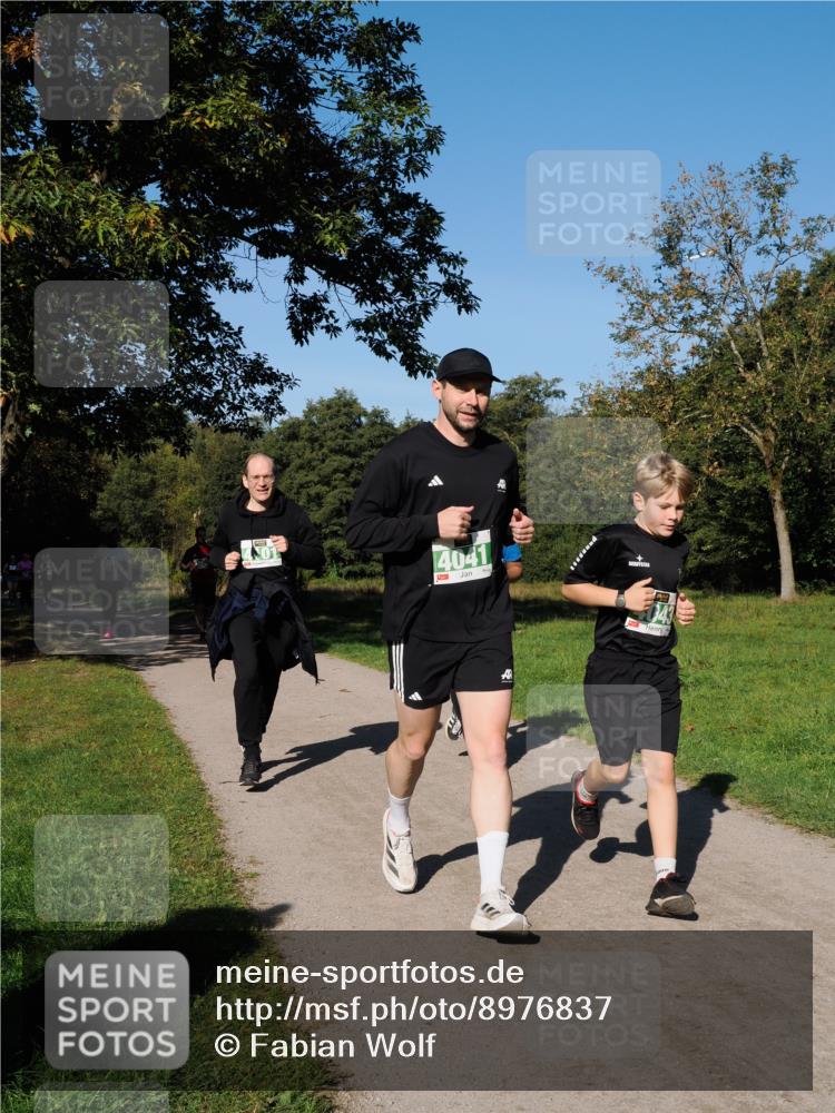 28.09.2025 - 33. Volkslauf durch das schöne Alstertal Fabian Wolf http://msf.ph/oto/8976837 28.09.2025 10:41:04 Laufen 4041 meine-sportfotos.de