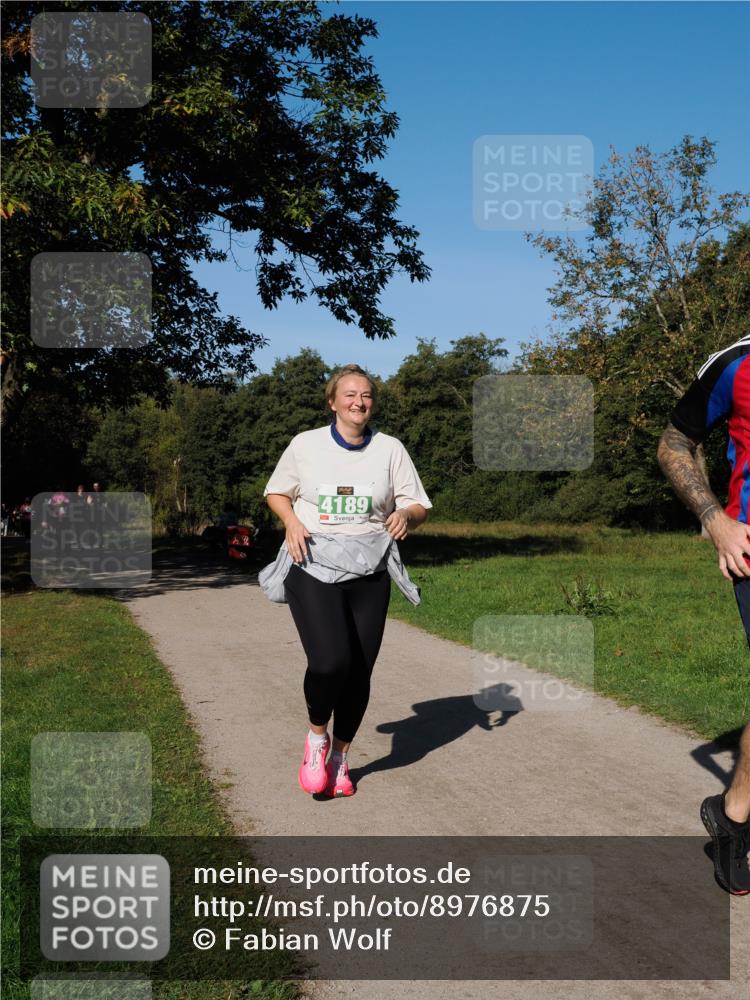 28.09.2025 - 33. Volkslauf durch das schöne Alstertal Fabian Wolf http://msf.ph/oto/8976875 28.09.2025 10:41:11 Laufen 4189 meine-sportfotos.de