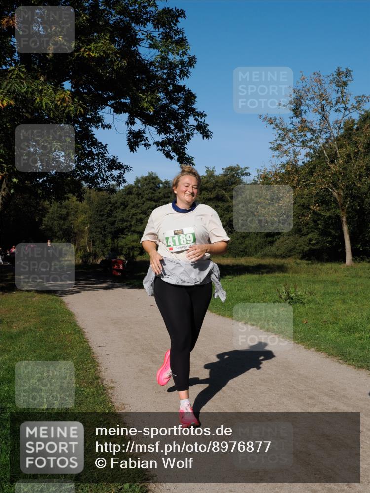 28.09.2025 - 33. Volkslauf durch das schöne Alstertal Fabian Wolf http://msf.ph/oto/8976877 28.09.2025 10:41:11 Laufen 4189 meine-sportfotos.de