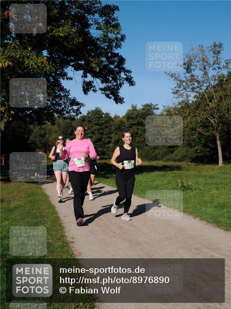 28.09.2025 - 33. Volkslauf durch das schöne Alstertal Fabian Wolf http://msf.ph/oto/8976890 28.09.2025 10:41:20 Laufen 4016, 4015 meine-sportfotos.de