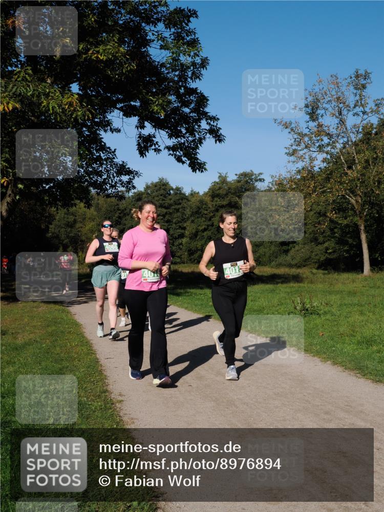 28.09.2025 - 33. Volkslauf durch das schöne Alstertal Fabian Wolf http://msf.ph/oto/8976894 28.09.2025 10:41:20 Laufen 4066, 4016, 401 meine-sportfotos.de
