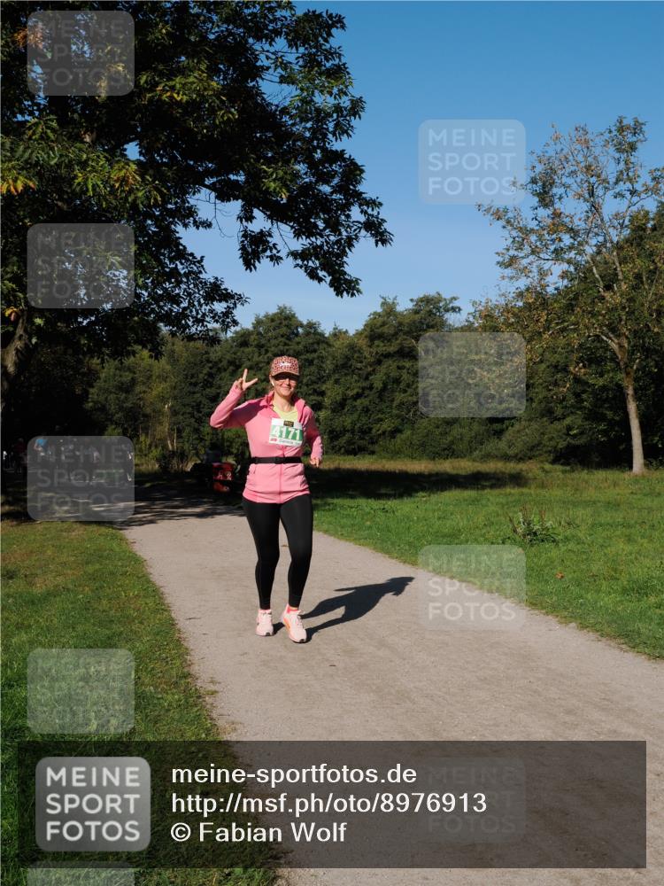 28.09.2025 - 33. Volkslauf durch das schöne Alstertal Fabian Wolf http://msf.ph/oto/8976913 28.09.2025 10:41:26 Laufen 4171 meine-sportfotos.de