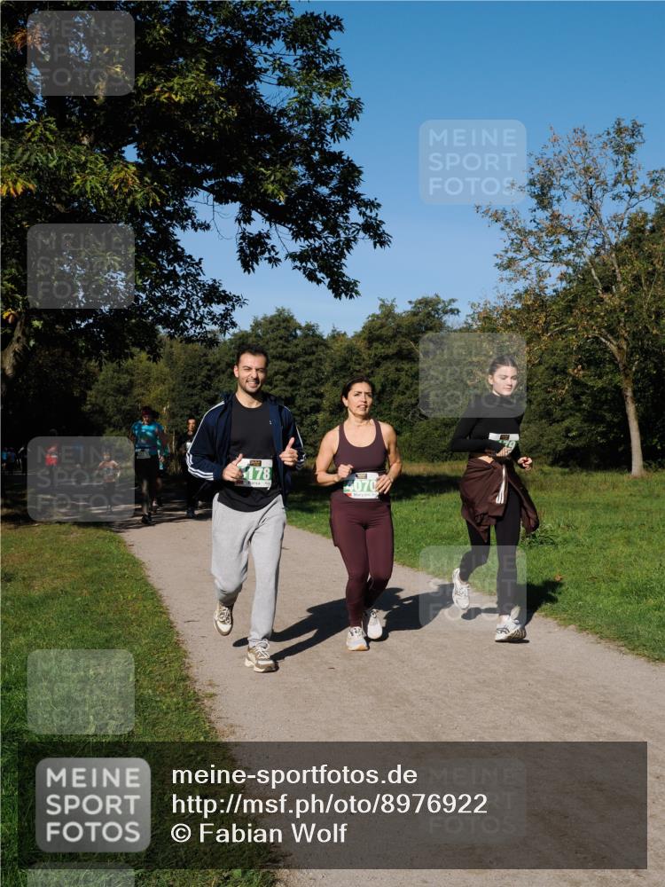 28.09.2025 - 33. Volkslauf durch das schöne Alstertal Fabian Wolf http://msf.ph/oto/8976922 28.09.2025 10:41:35 Laufen 178, 070 meine-sportfotos.de