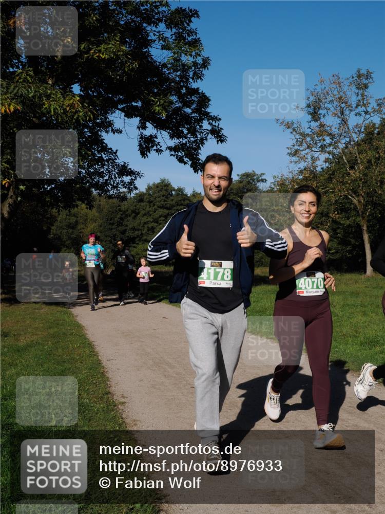 28.09.2025 - 33. Volkslauf durch das schöne Alstertal Fabian Wolf http://msf.ph/oto/8976933 28.09.2025 10:41:36 Laufen 4178, 14070 meine-sportfotos.de