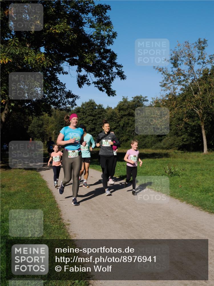 28.09.2025 - 33. Volkslauf durch das schöne Alstertal Fabian Wolf http://msf.ph/oto/8976941 28.09.2025 10:41:40 Laufen 4085, 4150, 414, 4148 meine-sportfotos.de