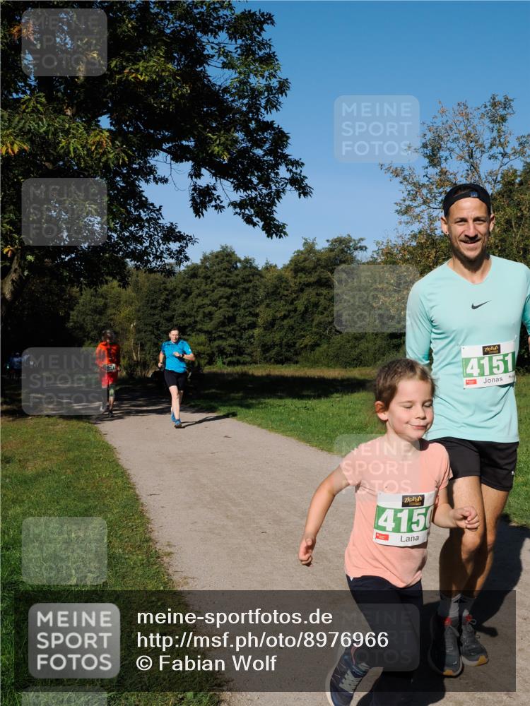 28.09.2025 - 33. Volkslauf durch das schöne Alstertal Fabian Wolf http://msf.ph/oto/8976966 28.09.2025 10:41:42 Laufen 415, 4151 meine-sportfotos.de