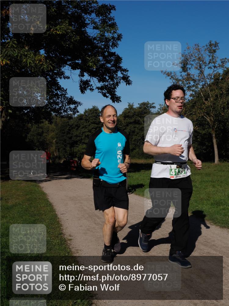 28.09.2025 - 33. Volkslauf durch das schöne Alstertal Fabian Wolf http://msf.ph/oto/8977057 28.09.2025 10:42:06 Laufen 4139 meine-sportfotos.de
