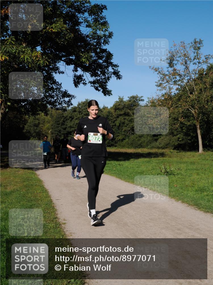 28.09.2025 - 33. Volkslauf durch das schöne Alstertal Fabian Wolf http://msf.ph/oto/8977071 28.09.2025 10:42:14 Laufen 4072 meine-sportfotos.de