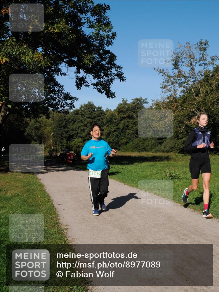 28.09.2025 - 33. Volkslauf durch das schöne Alstertal Fabian Wolf http://msf.ph/oto/8977089 28.09.2025 10:42:19 Laufen 4142 meine-sportfotos.de