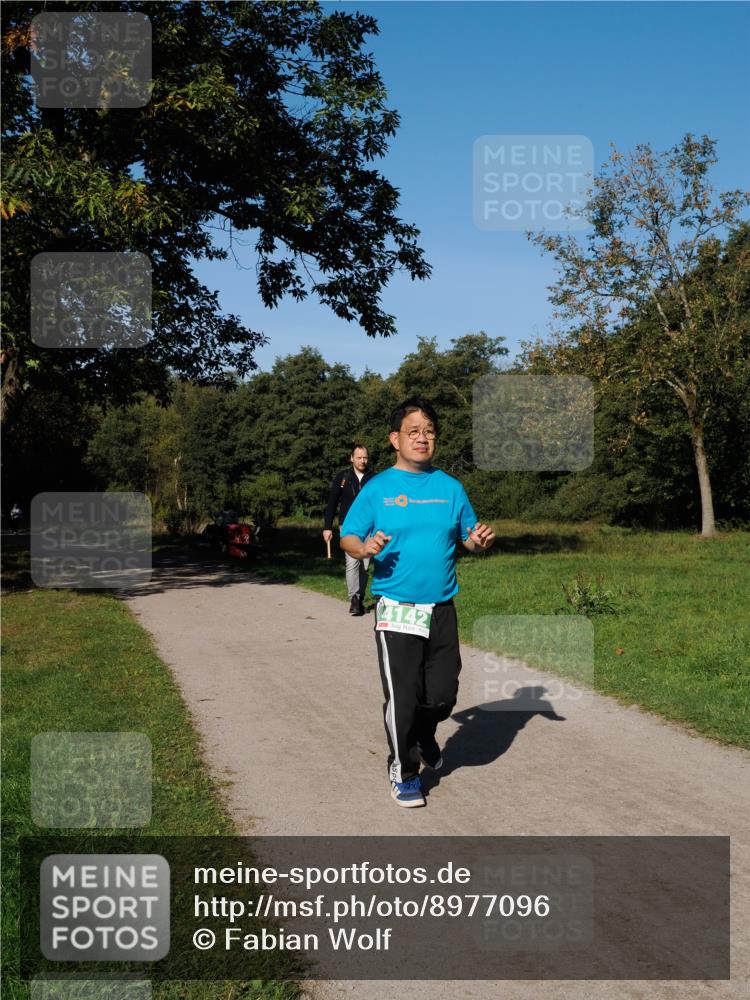 28.09.2025 - 33. Volkslauf durch das schöne Alstertal Fabian Wolf http://msf.ph/oto/8977096 28.09.2025 10:42:20 Laufen 4142 meine-sportfotos.de