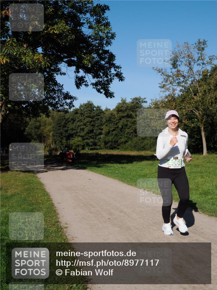 28.09.2025 - 33. Volkslauf durch das schöne Alstertal Fabian Wolf http://msf.ph/oto/8977117 28.09.2025 10:42:42 Laufen 4068 meine-sportfotos.de