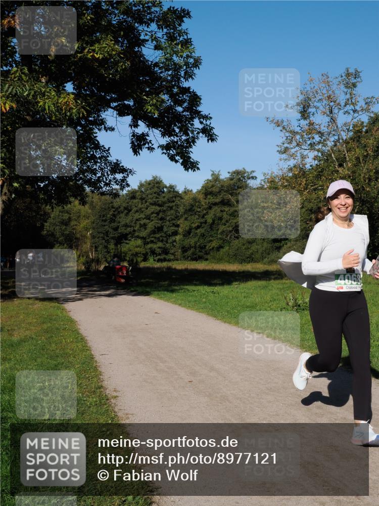 28.09.2025 - 33. Volkslauf durch das schöne Alstertal Fabian Wolf http://msf.ph/oto/8977121 28.09.2025 10:42:42 Laufen 4068 meine-sportfotos.de