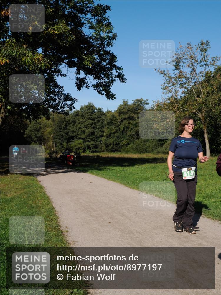 28.09.2025 - 33. Volkslauf durch das schöne Alstertal Fabian Wolf http://msf.ph/oto/8977197 28.09.2025 10:43:02 Laufen 4145 meine-sportfotos.de