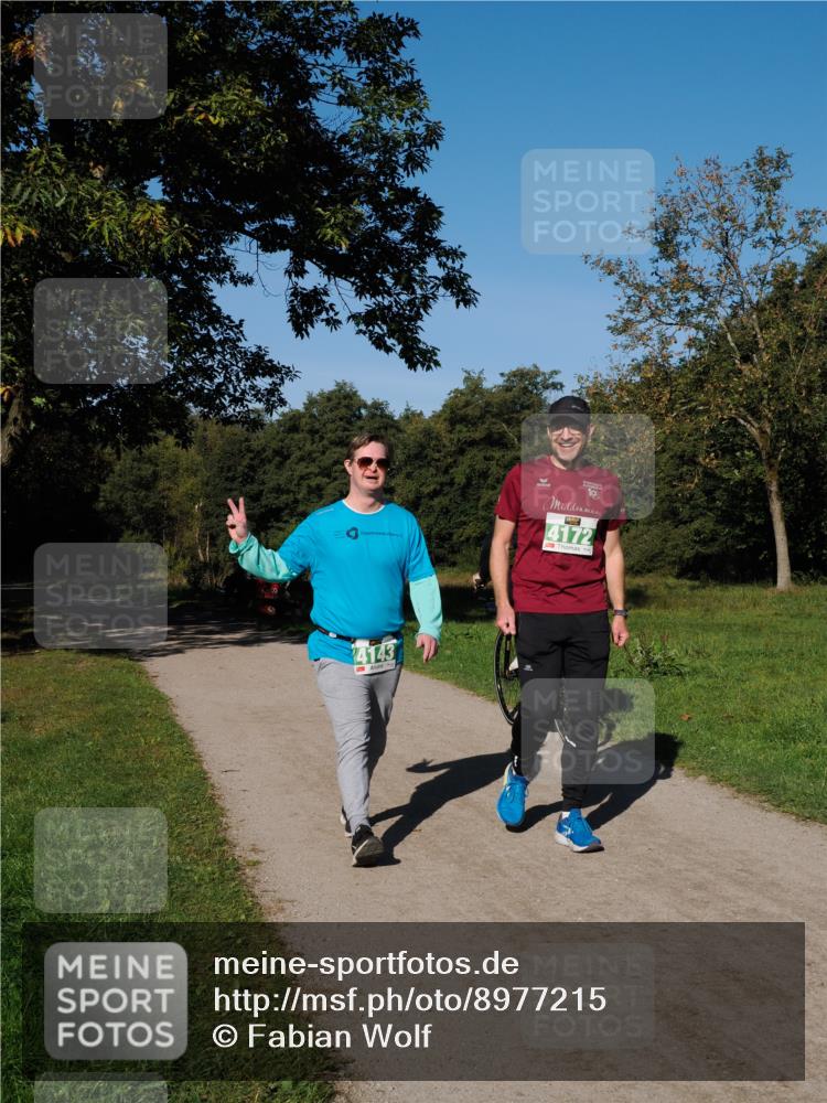 28.09.2025 - 33. Volkslauf durch das schöne Alstertal Fabian Wolf http://msf.ph/oto/8977215 28.09.2025 10:43:21 Laufen 10, 4172, 4143 meine-sportfotos.de