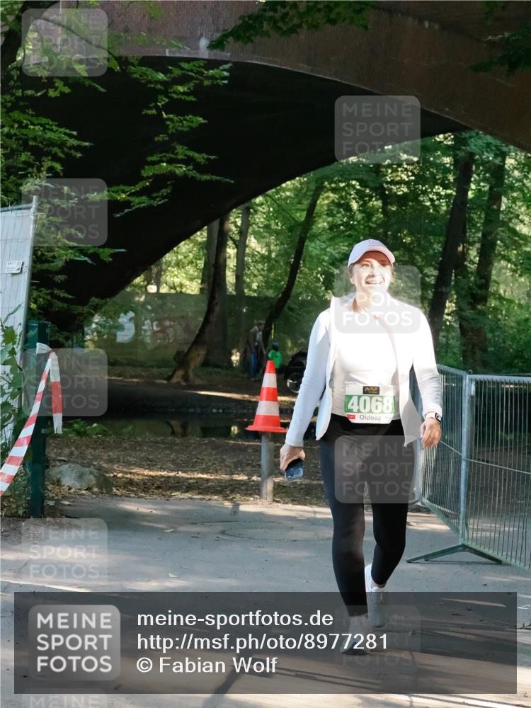 28.09.2025 - 33. Volkslauf durch das schöne Alstertal Fabian Wolf http://msf.ph/oto/8977281 28.09.2025 11:08:27 Laufen 4068 meine-sportfotos.de