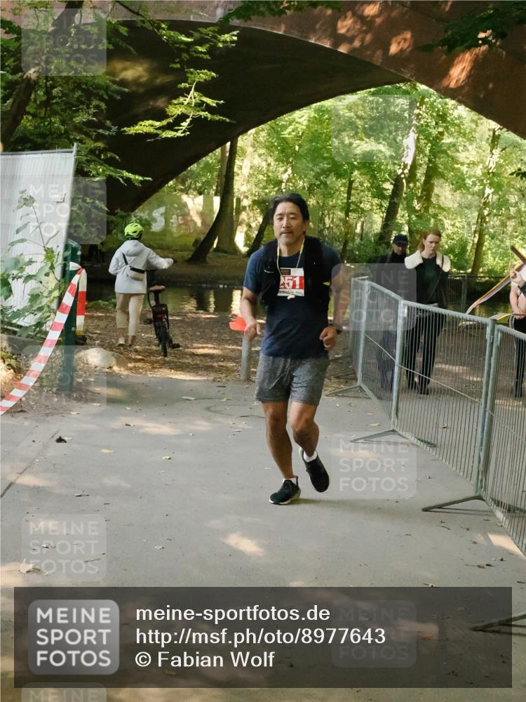28.09.2025 - 33. Volkslauf durch das schöne Alstertal Fabian Wolf http://msf.ph/oto/8977643 28.09.2025 13:09:34 Laufen 251 meine-sportfotos.de
