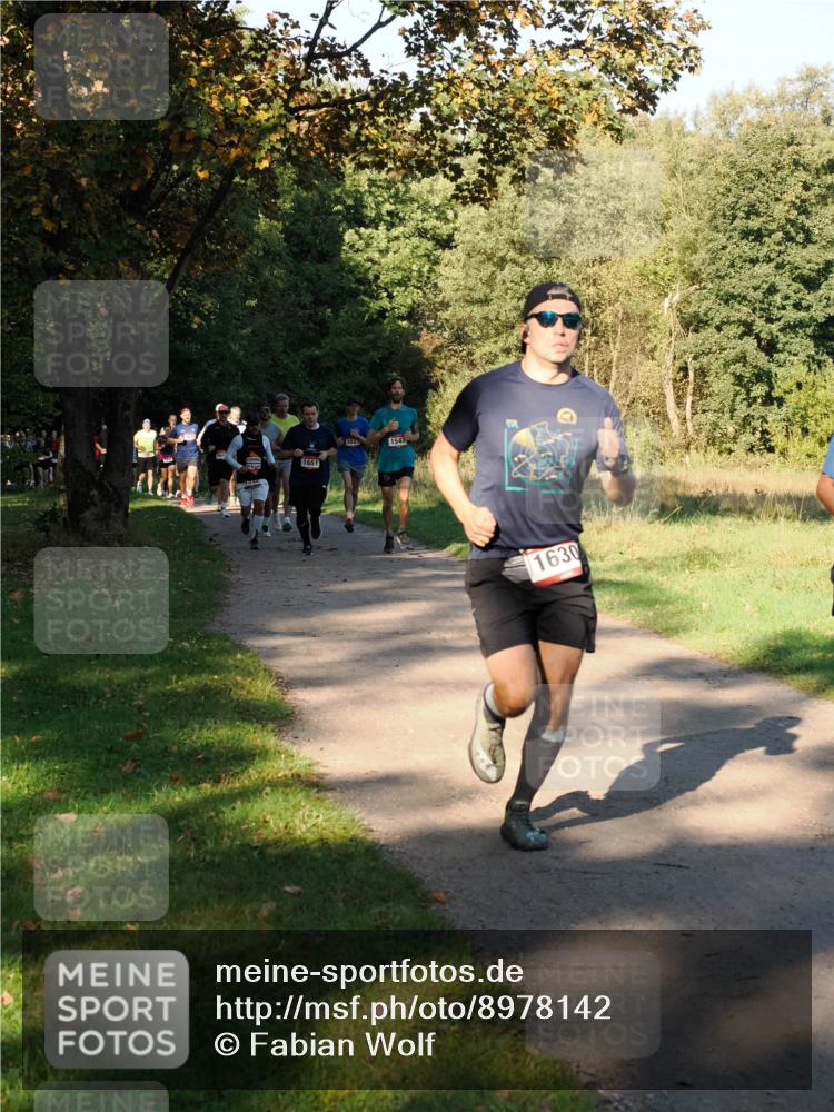 28.09.2025 - 33. Volkslauf durch das schöne Alstertal Fabian Wolf http://msf.ph/oto/8978142 28.09.2025 10:04:24 Laufen 1651, 1527, 1547, 1630 meine-sportfotos.de