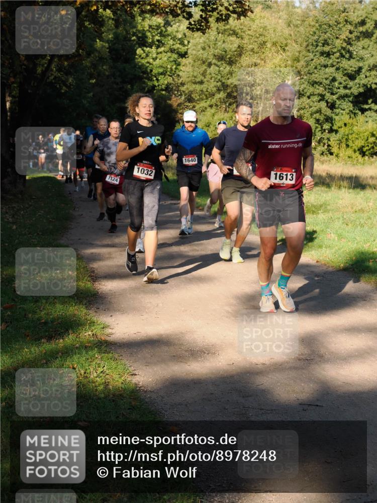 28.09.2025 - 33. Volkslauf durch das schöne Alstertal Fabian Wolf http://msf.ph/oto/8978248 28.09.2025 10:05:16 Laufen 1094, 1724, 1032, 1640, 1613 meine-sportfotos.de