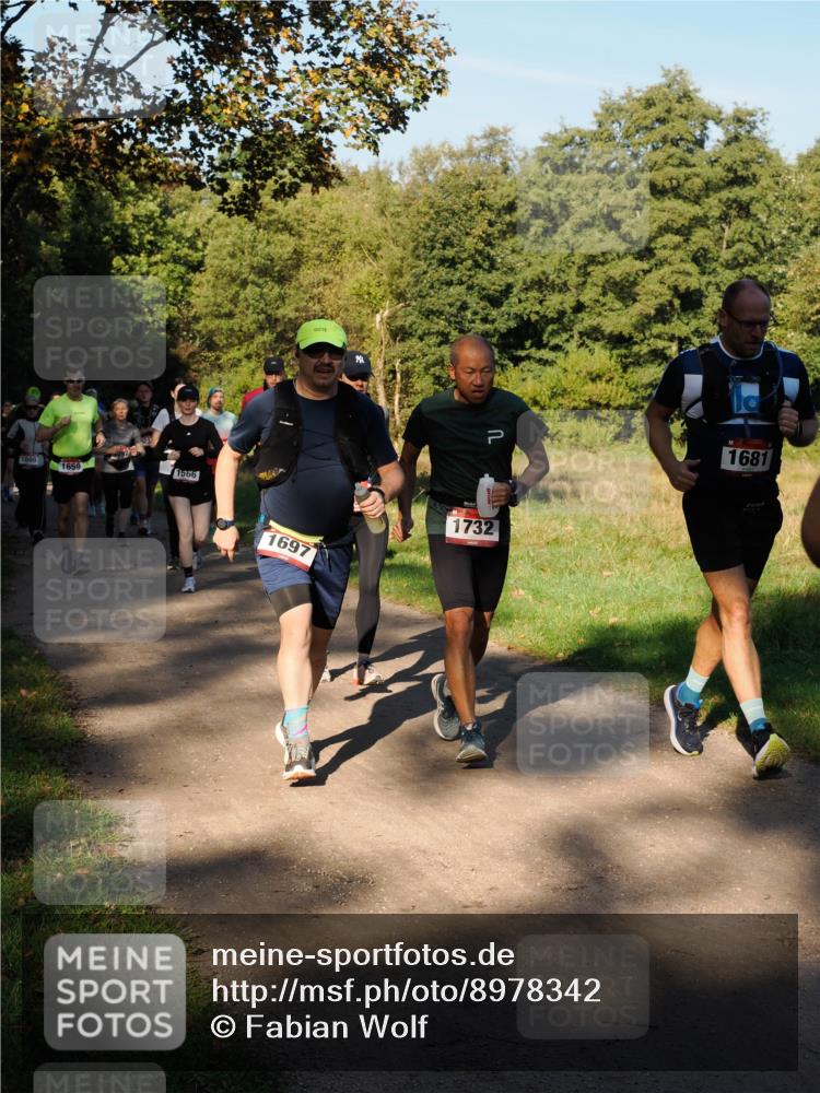28.09.2025 - 33. Volkslauf durch das schöne Alstertal Fabian Wolf http://msf.ph/oto/8978342 28.09.2025 10:05:53 Laufen 1089, 1659, 1566, 1697, 1732, 1681 meine-sportfotos.de