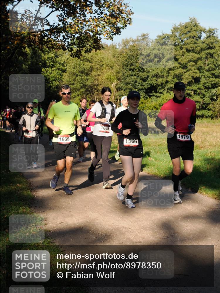 28.09.2025 - 33. Volkslauf durch das schöne Alstertal Fabian Wolf http://msf.ph/oto/8978350 28.09.2025 10:05:56 Laufen 1889, 1659, 1066, 1579, 1566 meine-sportfotos.de