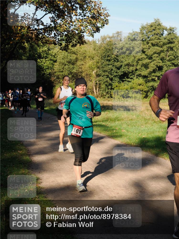 28.09.2025 - 33. Volkslauf durch das schöne Alstertal Fabian Wolf http://msf.ph/oto/8978384 28.09.2025 10:06:15 Laufen 1756, 101 meine-sportfotos.de
