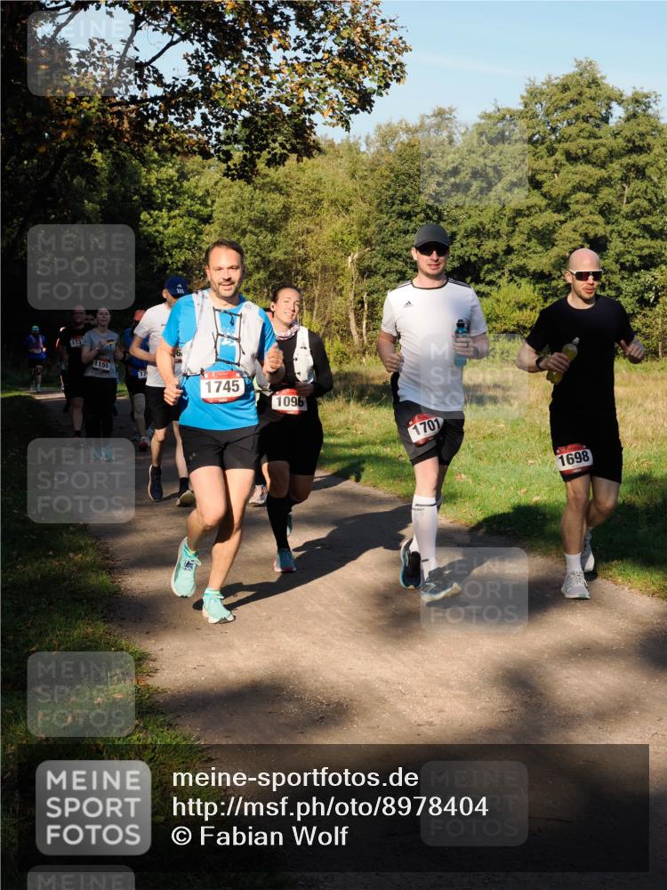 28.09.2025 - 33. Volkslauf durch das schöne Alstertal Fabian Wolf http://msf.ph/oto/8978404 28.09.2025 10:06:24 Laufen 173, 1155, 1745, 1096, 1701, 1698 meine-sportfotos.de