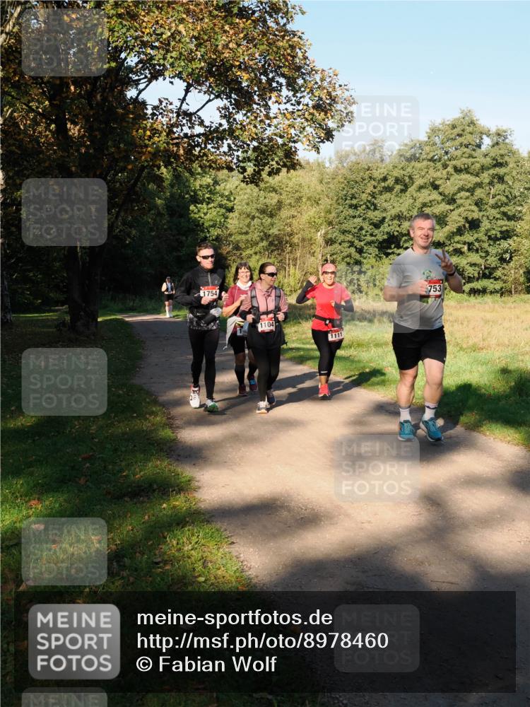 28.09.2025 - 33. Volkslauf durch das schöne Alstertal Fabian Wolf http://msf.ph/oto/8978460 28.09.2025 10:06:58 Laufen 1754, 1104, 1111, 753 meine-sportfotos.de