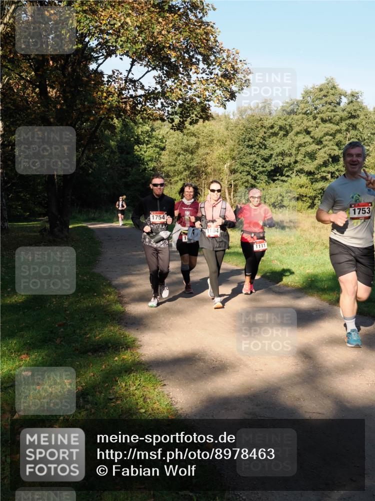 28.09.2025 - 33. Volkslauf durch das schöne Alstertal Fabian Wolf http://msf.ph/oto/8978463 28.09.2025 10:06:59 Laufen 1754, 1104, 1111, 1753 meine-sportfotos.de