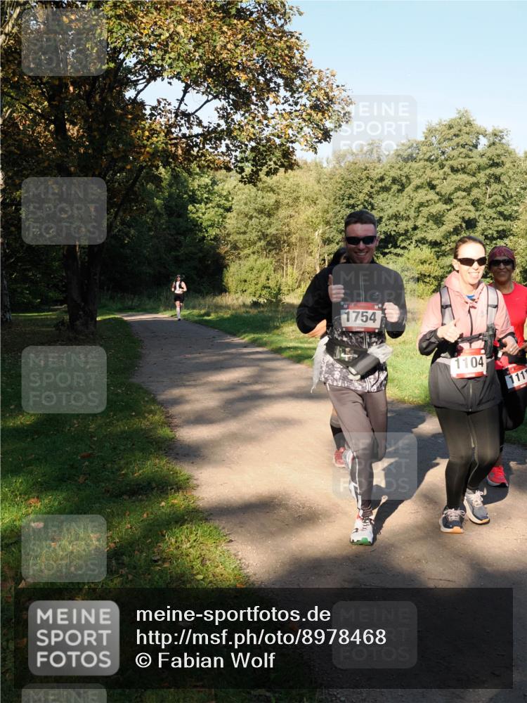 28.09.2025 - 33. Volkslauf durch das schöne Alstertal Fabian Wolf http://msf.ph/oto/8978468 28.09.2025 10:07:00 Laufen 1754, 1104, 1111 meine-sportfotos.de