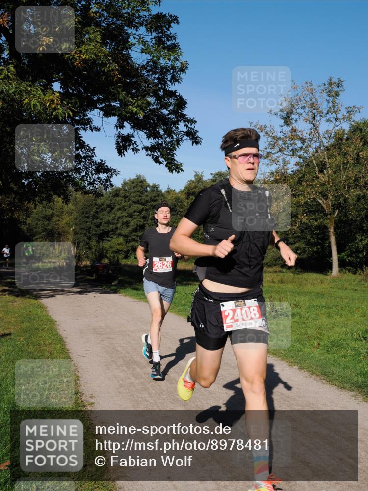 28.09.2025 - 33. Volkslauf durch das schöne Alstertal Fabian Wolf http://msf.ph/oto/8978481 28.09.2025 10:23:20 Laufen 2626, 2408 meine-sportfotos.de