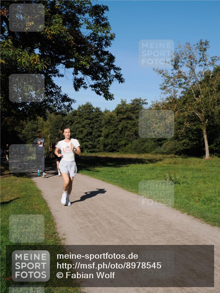 28.09.2025 - 33. Volkslauf durch das schöne Alstertal Fabian Wolf http://msf.ph/oto/8978545 28.09.2025 10:23:52 Laufen 2405 meine-sportfotos.de