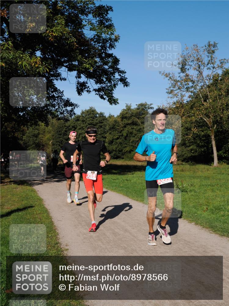 28.09.2025 - 33. Volkslauf durch das schöne Alstertal Fabian Wolf http://msf.ph/oto/8978566 28.09.2025 10:24:00 Laufen 2591 meine-sportfotos.de