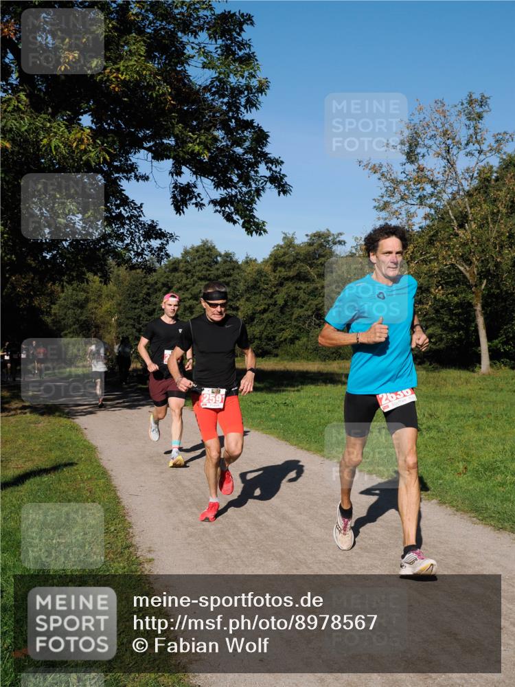 28.09.2025 - 33. Volkslauf durch das schöne Alstertal Fabian Wolf http://msf.ph/oto/8978567 28.09.2025 10:24:00 Laufen 259, 2630 meine-sportfotos.de
