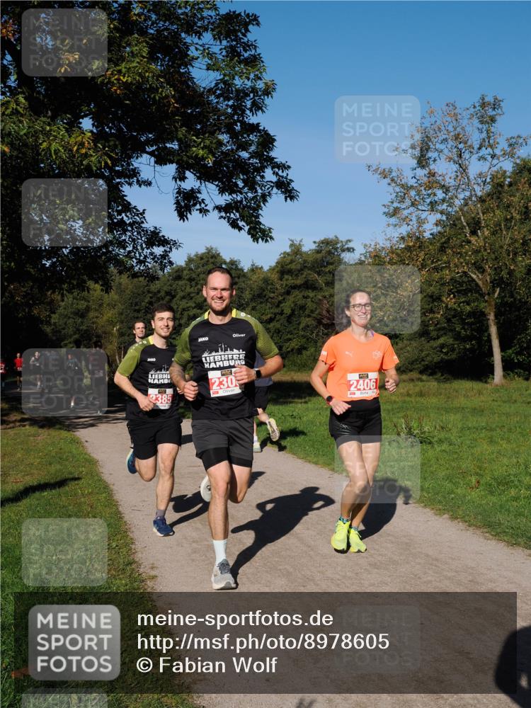 28.09.2025 - 33. Volkslauf durch das schöne Alstertal Fabian Wolf http://msf.ph/oto/8978605 28.09.2025 10:24:10 Laufen 2385, 230, 2406 meine-sportfotos.de